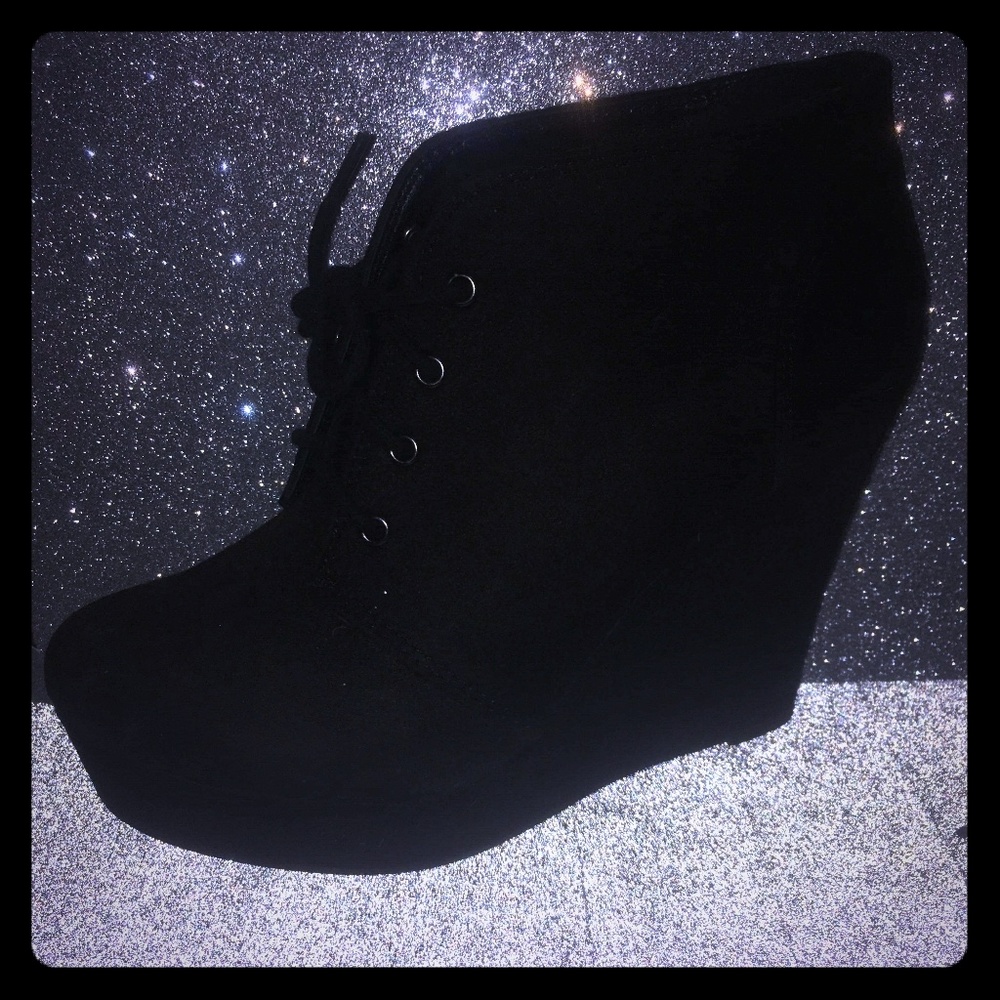 Soda Wedge Boots